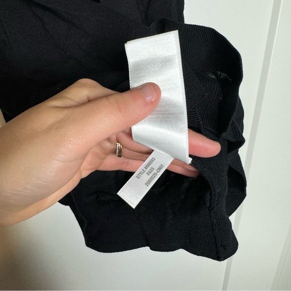 Madewell Black Asymmetric-Button Sweater Vest Crop Size Small - Picture 6 of 7